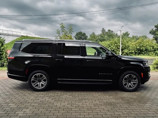 Jeep Wagoneer 2023 — миниатюра 3