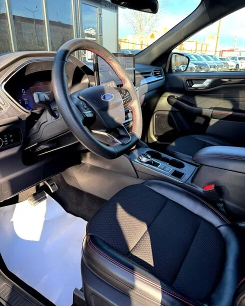 Ford Escape 2024 — миниатюра 3