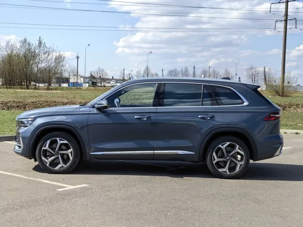 Geely Xingyue L 2022 — миниатюра 5