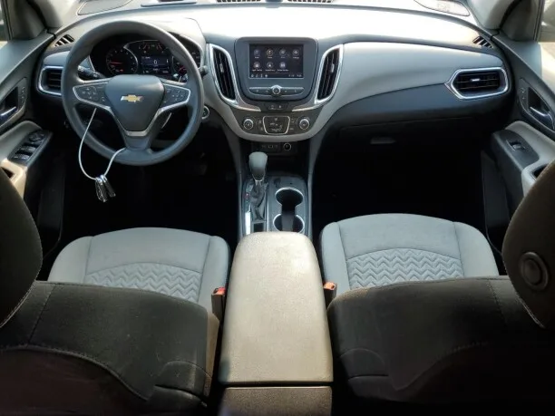 Chevrolet Equinox 2022 — миниатюра 3