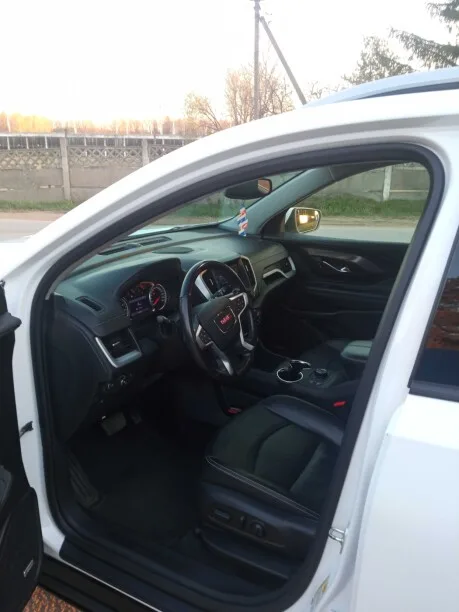 GMC Terrain 2022 — миниатюра 3