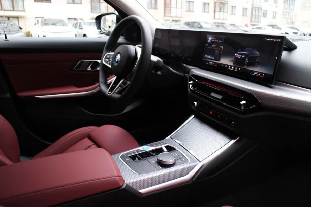 BMW i3 2025 — миниатюра 2