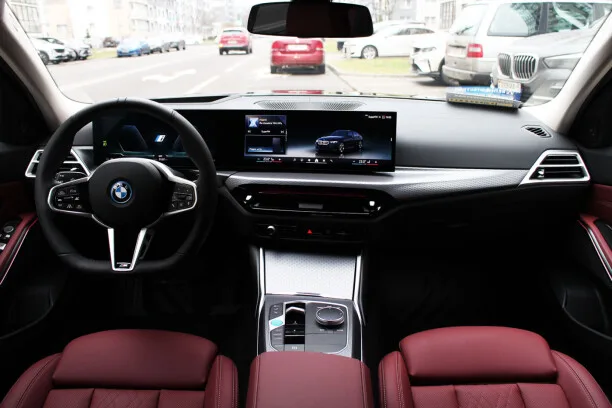 BMW i3 2025 — миниатюра 4