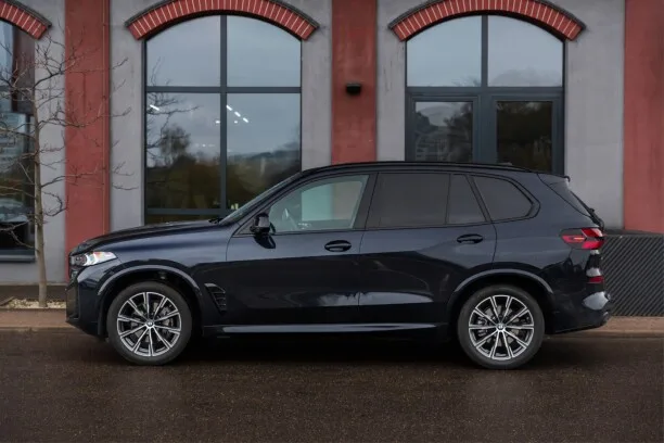 BMW X5 2025 — миниатюра 4