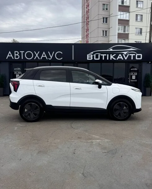 Geely Geometry E 2022 — миниатюра 5