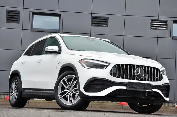 Mercedes-Benz GLA AMG 2023 — миниатюра 2