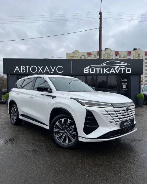 Changan CS75PLUS 2024 — фото 1, купить с доставкой в Москву