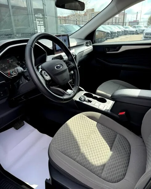 Ford Escape 2022 — миниатюра 3