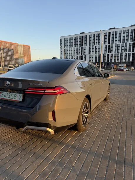 BMW i5 2024 — миниатюра 5