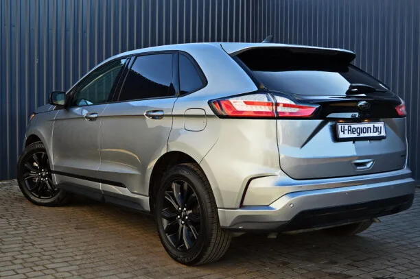 Ford Edge 2022 — миниатюра 2