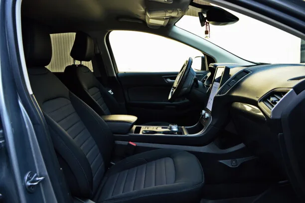 Ford Edge 2022 — миниатюра 3