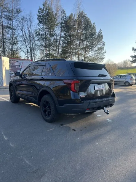 Ford Explorer 2022 — миниатюра 5
