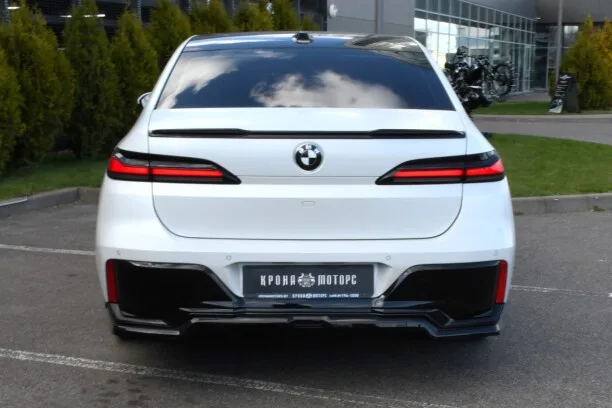 BMW 7 серия 2023 — миниатюра 2
