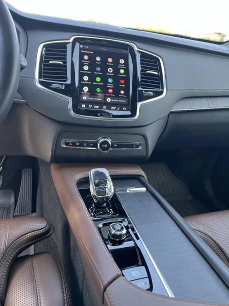 Volvo XC90 2022 — миниатюра 5