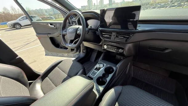 Ford Escape 2023 — миниатюра 5
