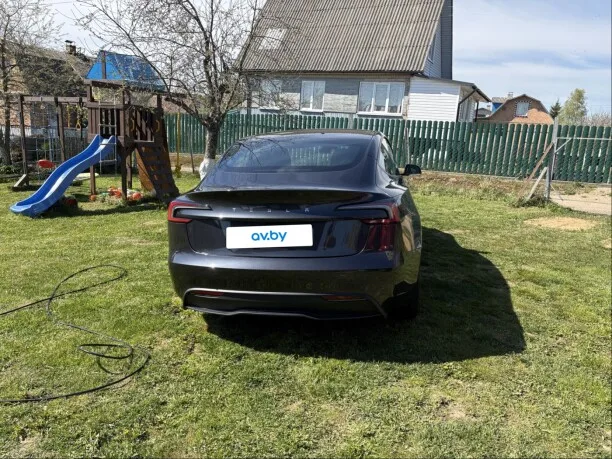 Tesla Model 3 2024 — миниатюра 5