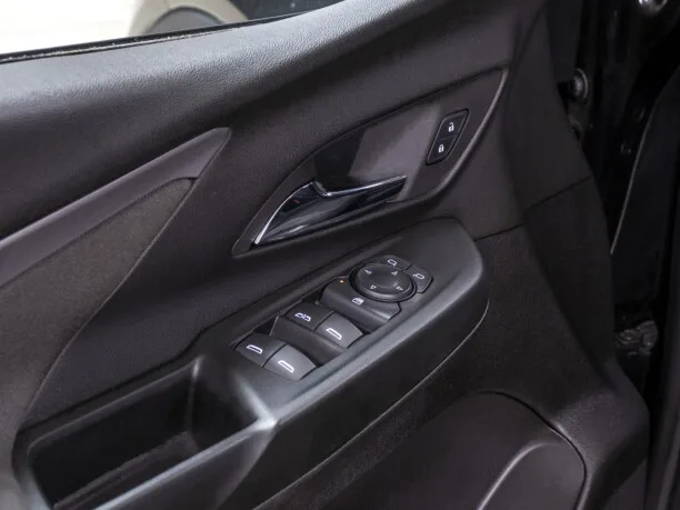 Chevrolet Bolt 2022 — миниатюра 5