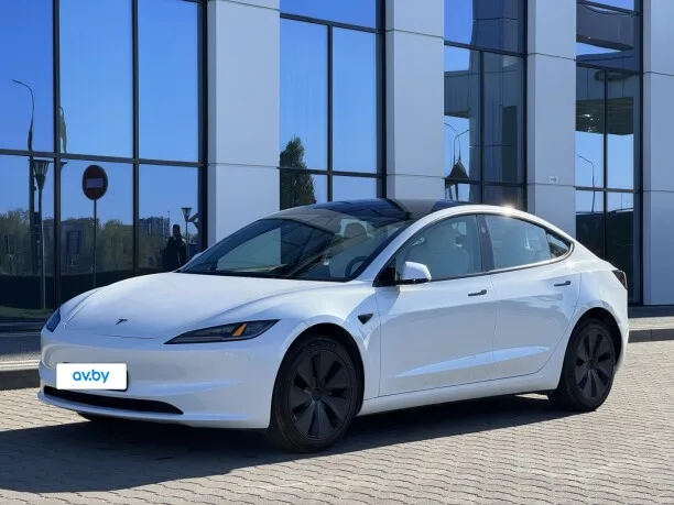 Tesla Model 3 2024 — фото 1, купить с доставкой в Москву