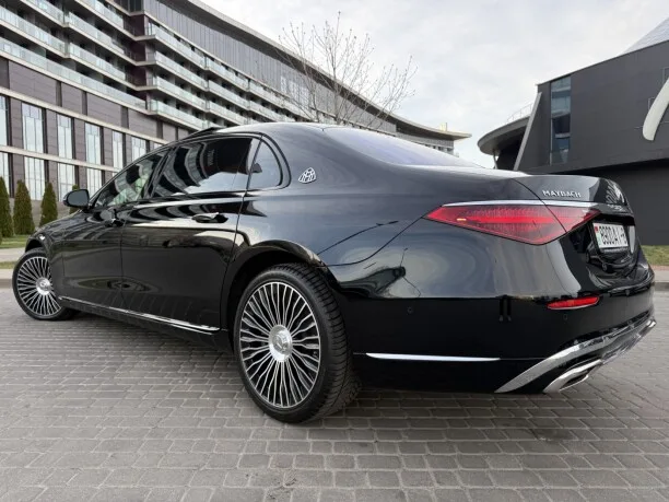 Mercedes-Benz Maybach 2024 — миниатюра 2