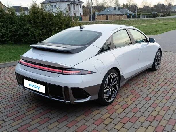 Hyundai Ioniq 6 2023 — миниатюра 2