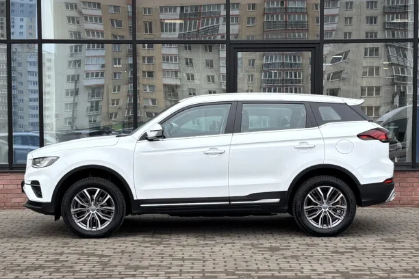 Geely Atlas Pro 2022 — миниатюра 2