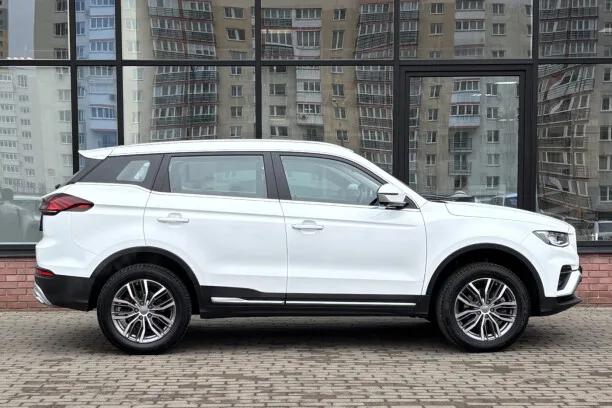 Geely Atlas Pro 2022 — миниатюра 4