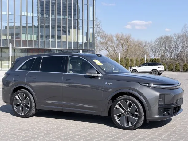Li Auto L7 2025 — миниатюра 2