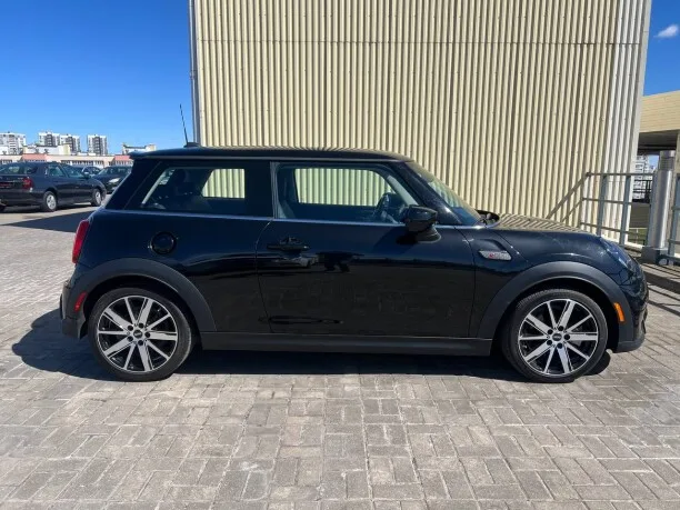MINI Hatch 2022 — миниатюра 3