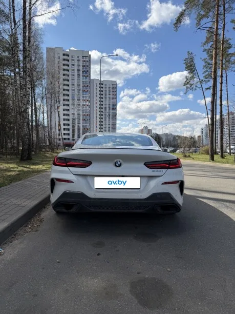 BMW 8 Series 2023 — миниатюра 2
