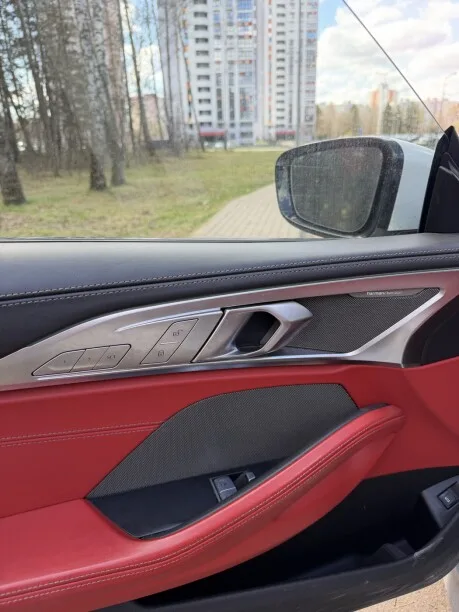 BMW 8 Series 2023 — миниатюра 3