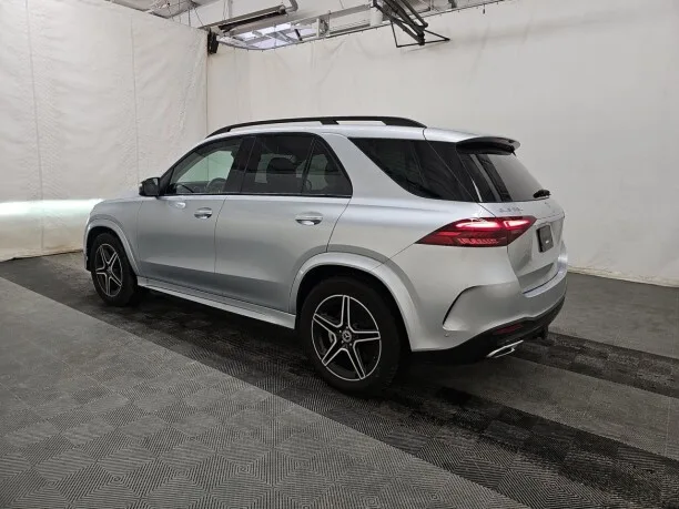 Mercedes-Benz GLE 2023 — миниатюра 3