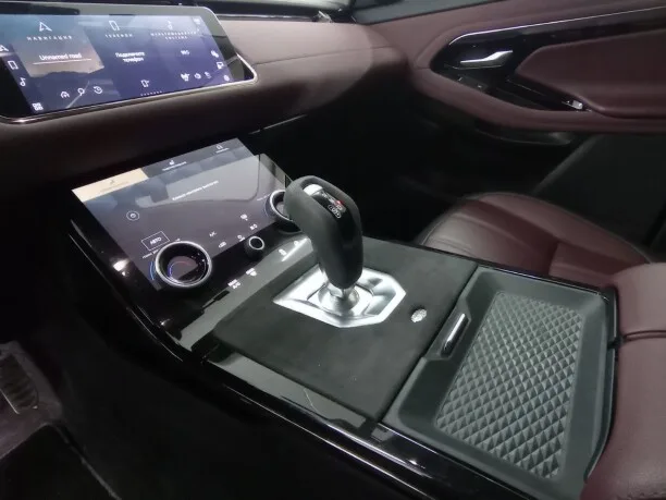 Land Rover Range Rover Evoque 2022 — миниатюра 3