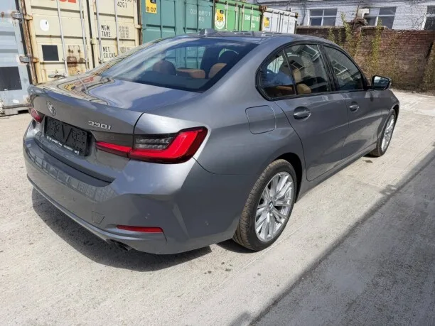 BMW 3 Series 2023 — миниатюра 4