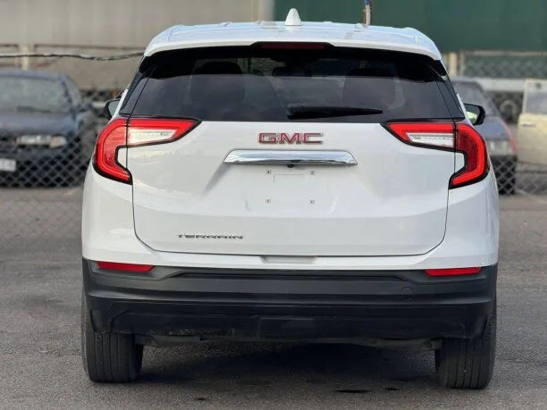 GMC Terrain 2023 — миниатюра 2