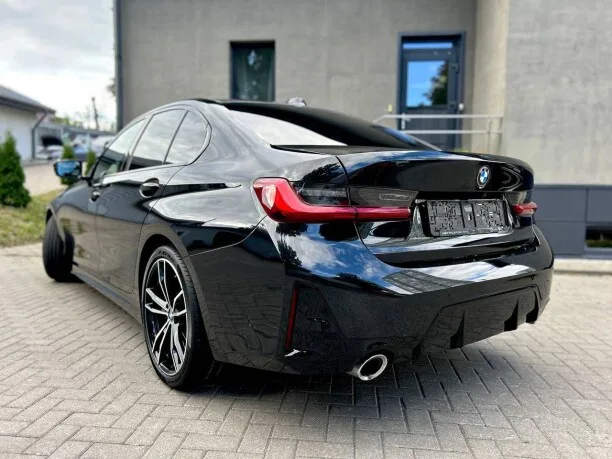 BMW 3 Series 2024 — миниатюра 2