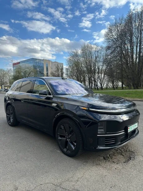 Li Auto L7 2025 — фото 1, купить с доставкой в Москву