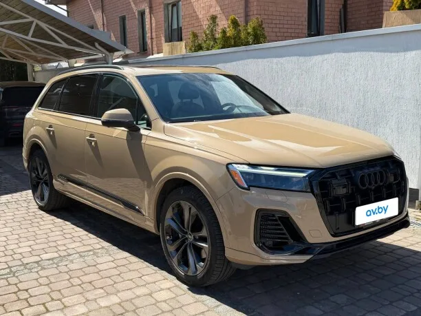 Audi Q7 2025 — фото 1, купить с доставкой в Москву