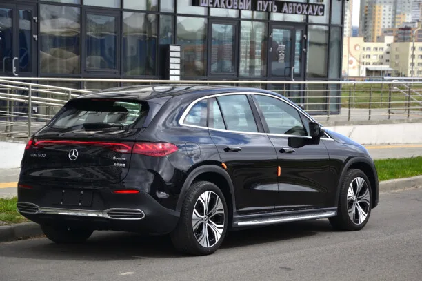 Mercedes-Benz EQE SUV 2024 — миниатюра 3