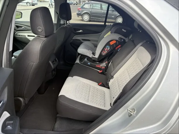 Chevrolet Equinox 2022 — миниатюра 4