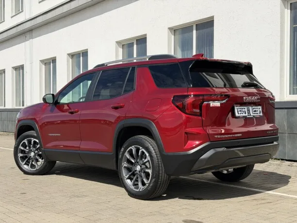 GMC Terrain 2025 — миниатюра 2