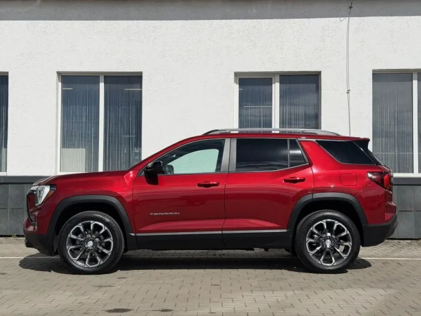 GMC Terrain 2025 — фото 1, купить с доставкой в Москву