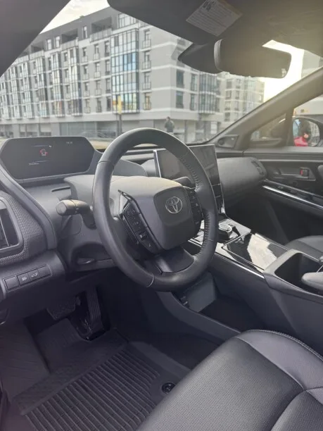 Toyota Bz4X 2023 — миниатюра 5