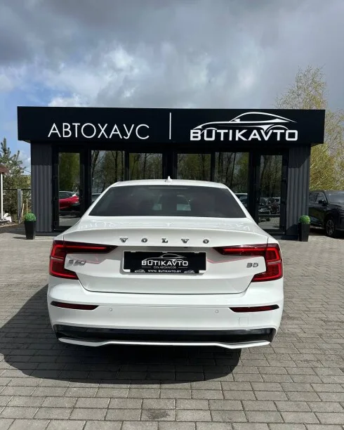 Volvo S60 2022 — миниатюра 2