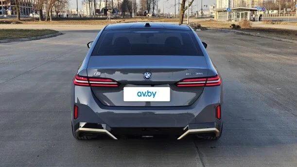BMW i5 2024 — миниатюра 2