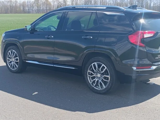 GMC Terrain 2022 — миниатюра 3