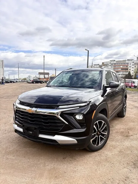 Chevrolet Trailblazer 2025 — фото 1, купить с доставкой в Москву
