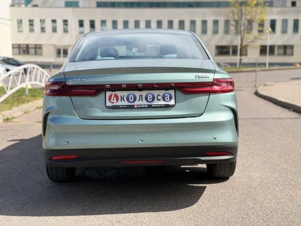 Geely Geometry G6 2023 — миниатюра 2