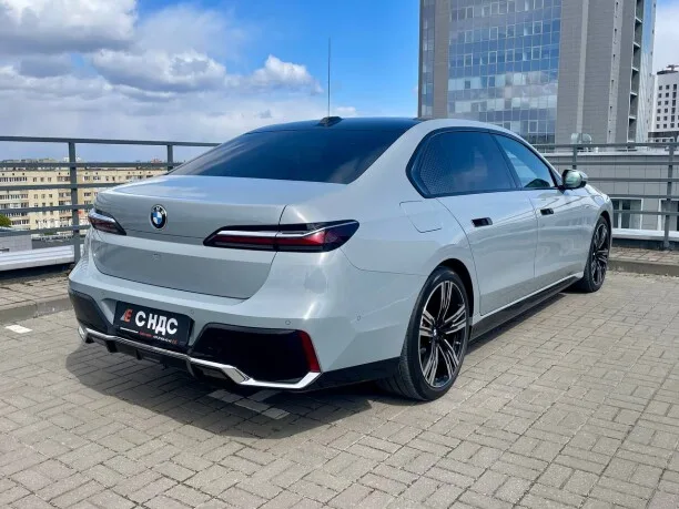 BMW 7 серия 2024 — миниатюра 2