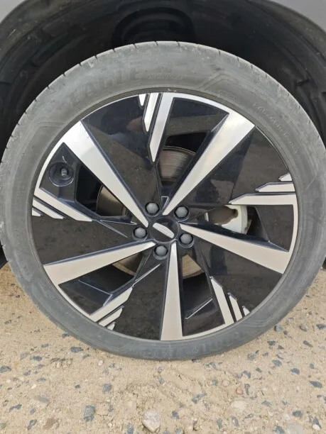Geely Boyue L 2022 — миниатюра 5