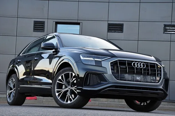 Audi Q8 2022 — миниатюра 2